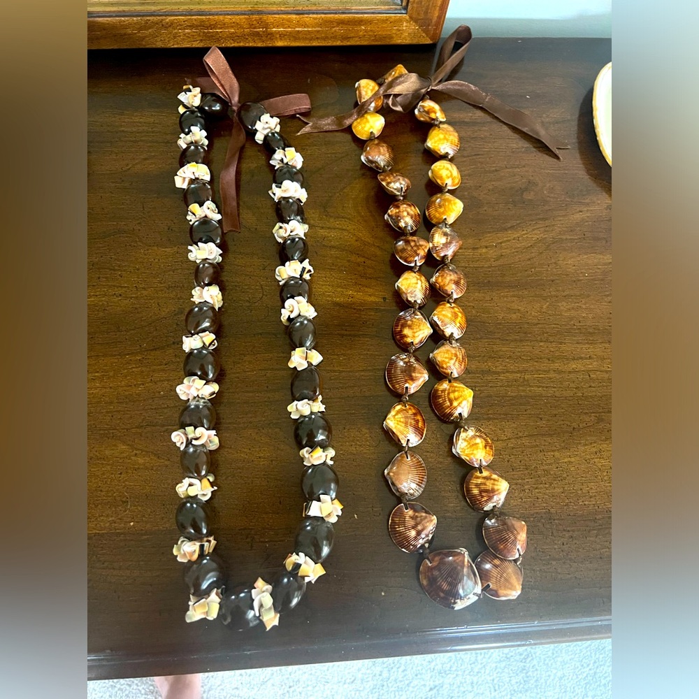 Hawaiian shell necklaces